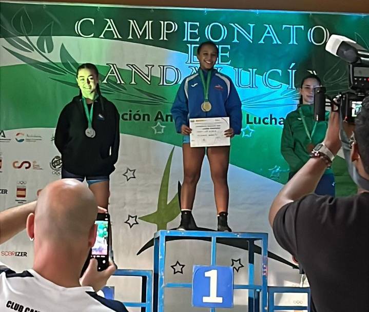 Deltana migrante logra la medalla de oro en el Campeonato Andalucía U17 de lucha