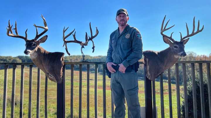 Tennessee man bags 15-point deer, forced to surrender it to state