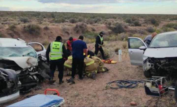 Chocaron dos automóviles en la ruta 151: dos mujeres heridas