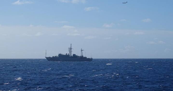 Russian military spy ship tracked by U.S. Coast Guard just 15 miles off Hawaii coast