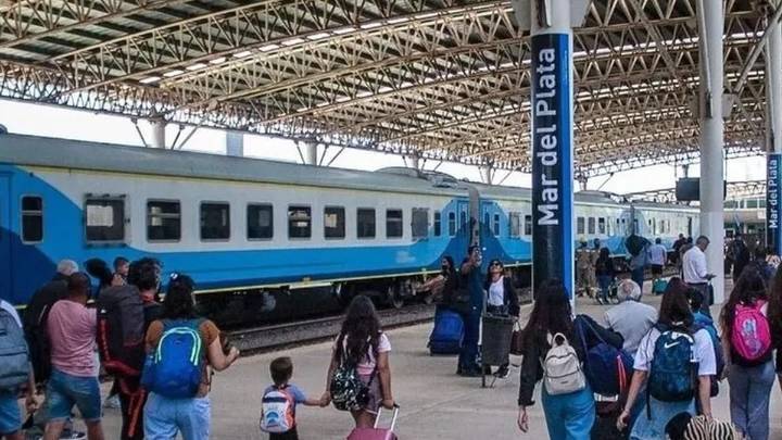 Trenes Argentinos puso a la venta los pasajes para viajar a Mar del Plata este verano