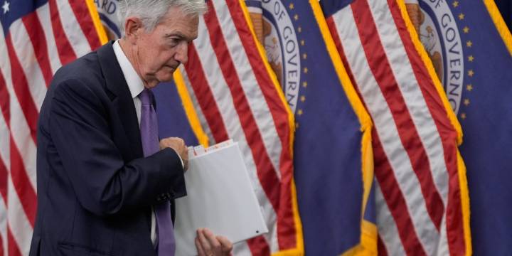 Fed speeches reveal split that puts rate cut in jeopardy: persistent inflation vs ‘low