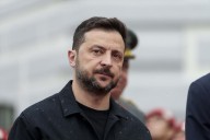 Zelenski realiza cambios en altos puestos tras revelarse un caso de corrupción en el sector eléctrico