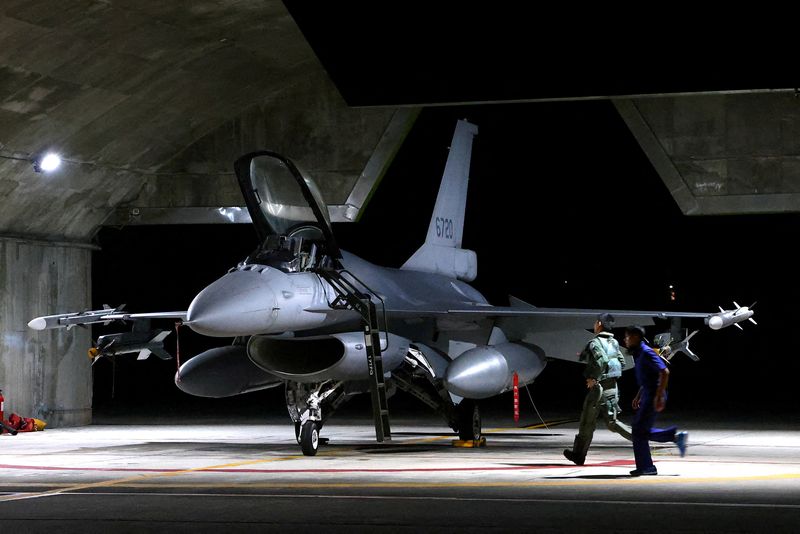 US working overtime to speed up delayed F-16 deliveries, Taiwan says