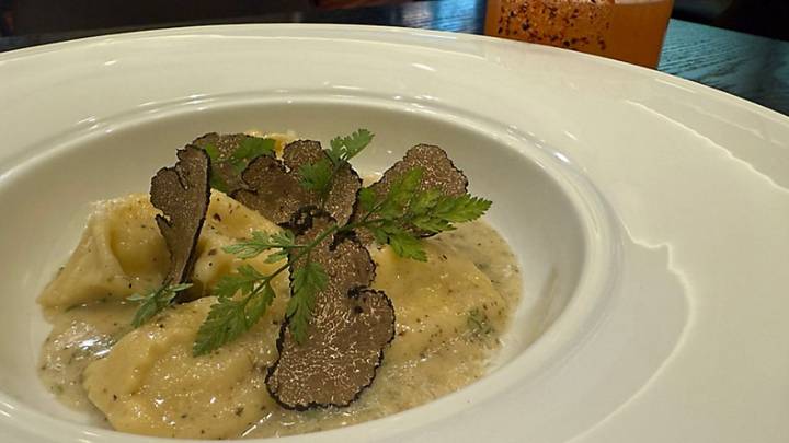 Walt Disney World Swan hotel menu offers truffle treat