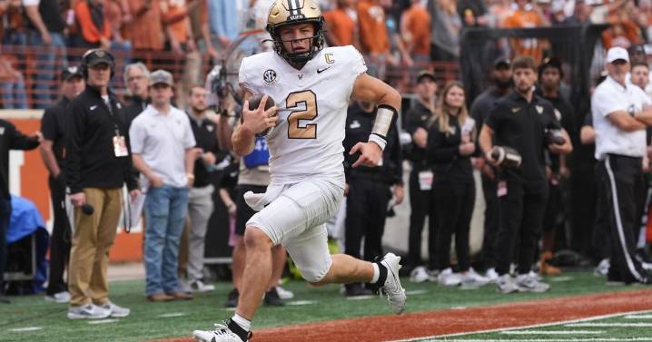 Vanderbilt rally fell short as chance for statement road win turns into critical loss for Commodores