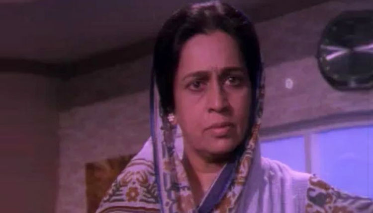 Nitish Bharadwaj Mourns The Loss Of His On-Screen Mother, Daya Dongre