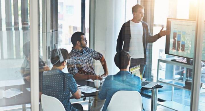 Las carreras profesionales de hoy día se enfocan en un panorama digital: las carreras tradicionales se adaptan a la tecnología