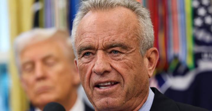 FDA Staff in Meltdown as RFK Jr. Chaos Triggers Mass Exit Fears