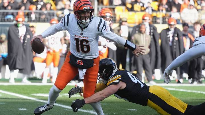 After Joe Flacco gave the Bengals a jolt last month, loss to Steelers has team reeling