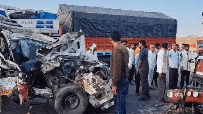 MP News: Two Killed In Collision Between Two Mini Trucks In Khargone, 7 Others Injured