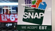 Trump administration seeks to halt SNAP food aid payments after a court order