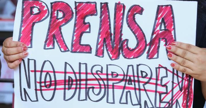 México es el país sin guerra con más periodistas asesinados en 2025, según reporte