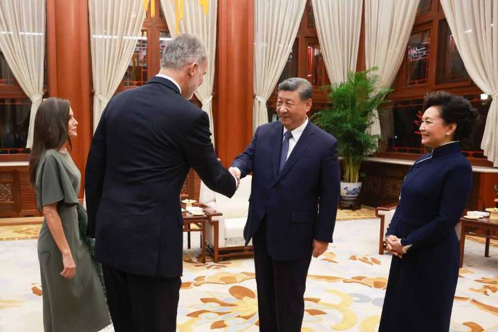 SW Demoscopia analiza la percepción ciudadana sobre la visita de los Reyes a China y la relación entre ambos países