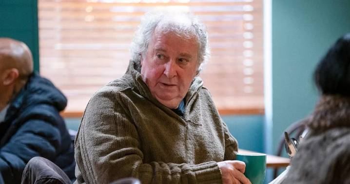 BBC EastEnders 90s legend 'set to return' to Walford for Nigel's Christmas twist