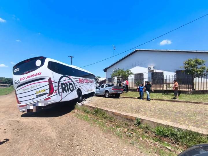 Despiste y colisión frente a la Epet 13 de San Javier