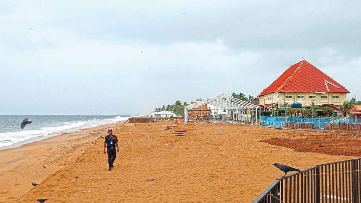 Artificial shore ready at Shangumugham for Navy Day; Kerala capital set for grand display
