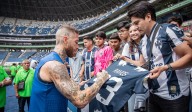 Rayados abre las puertas del BBVA para recaudar juguetes para niños en navidad