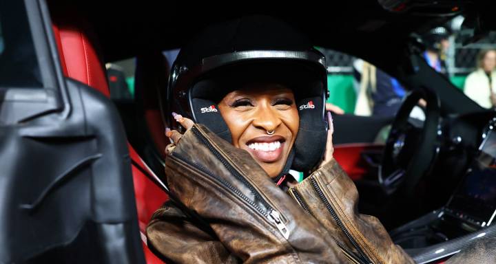 Cynthia Erivo Attends Formula 1 Las Vegas Grand Prix After ‘Wicked: For Good’ Hits Theaters | alex albon, Carlos Sainz, Cynthia Erivo, F1, formula 1, Gordon Ramsay, Jensen Button, tana ramsay, Tilly R