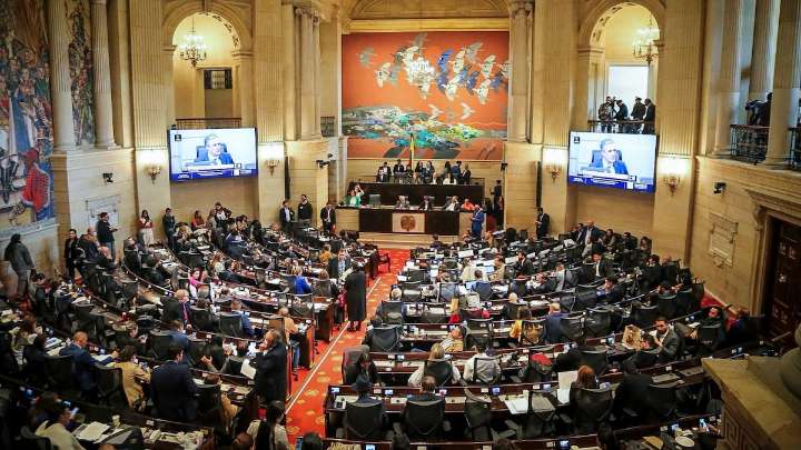 El Gobierno y el Congreso aceleran un plan B ante la agonía de la reforma tributaria