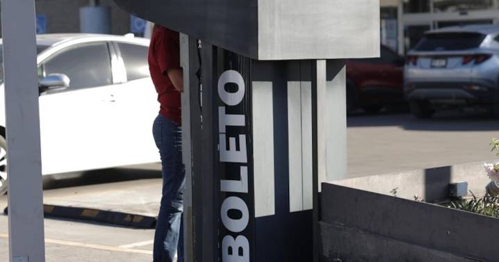 Ninguna plaza comercial cumple con reglamento de estacionamientos