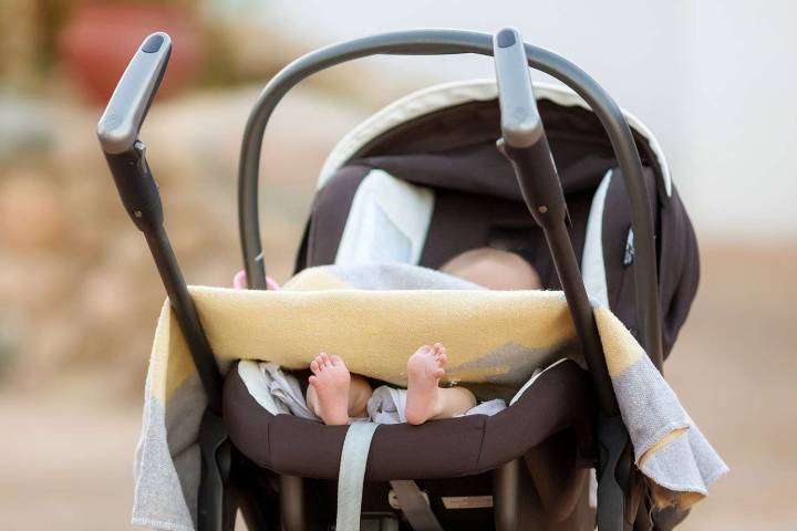 Mom Furious After Husband Let His Sister Babysit Infant Without Telling Her