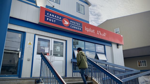 For remote Indigenous communities, Canada Post is a 'lifeline'
