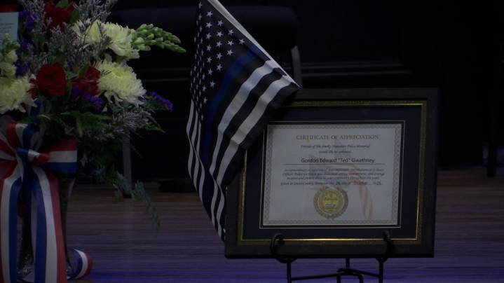 Family, law enforcement remember esteemed KPD Lt. Gordon Gwathney at funeral service
