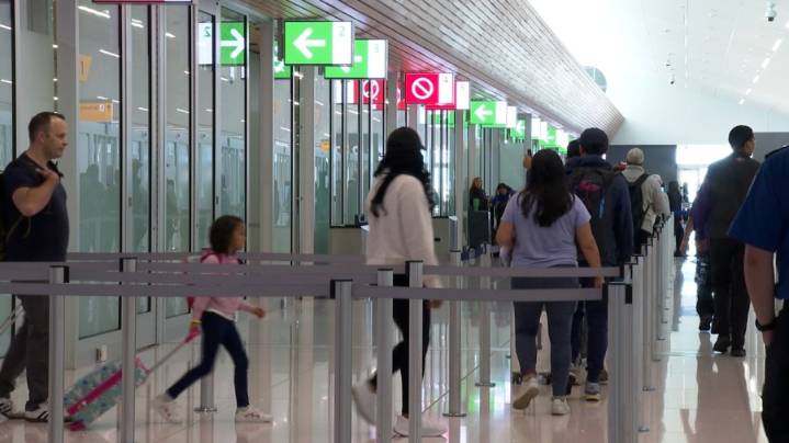 60 flights canceled at DIA on Saturday as FAA orders flight cuts