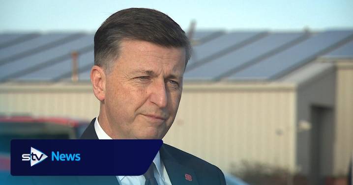 Defence firm could look at employing some Mossmorran workers, Alexander says