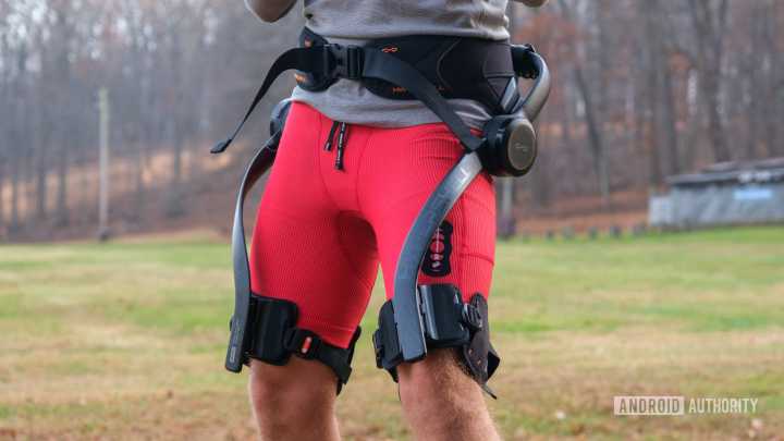 I’m a runner and I tried picking up my pace with an exoskeleton, here’s how it went