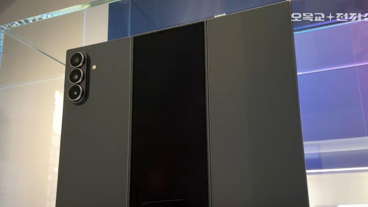 I’m not looking forward to the Samsung Galaxy Tri-Fold — and because of this very big problem