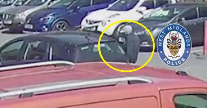 Chilling moment Birmingham killer attacks man with screwdriver in robbery which leads to his death