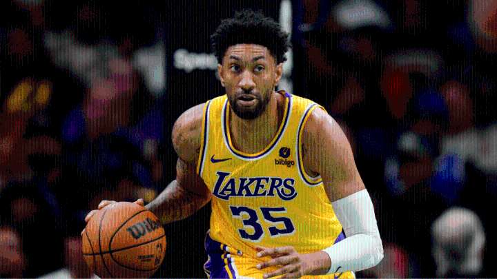 Former Lakers player fires at intruders in Sherman Oaks home