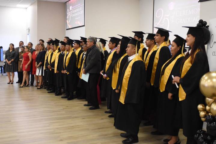 Concluyen sus estudios 41 trabajadores de la empresa Eaton