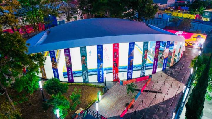 Transforman la cara de Cuautepec con ¡pista de hielo todo el año!