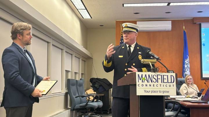 Mansfield deputy fire chief honored for daring rescue during farm fire