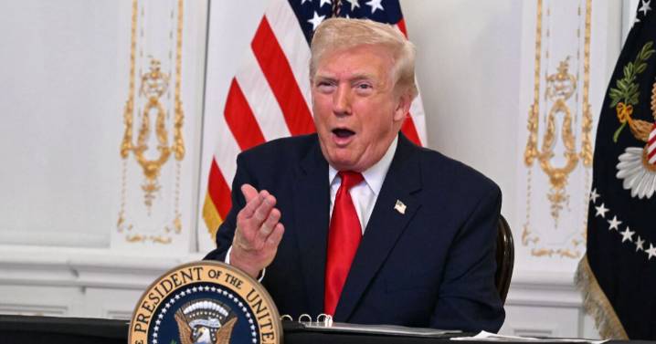 Trump asegura que frenará la migración que proviene desde "países del tercer mundo" con estas acciones