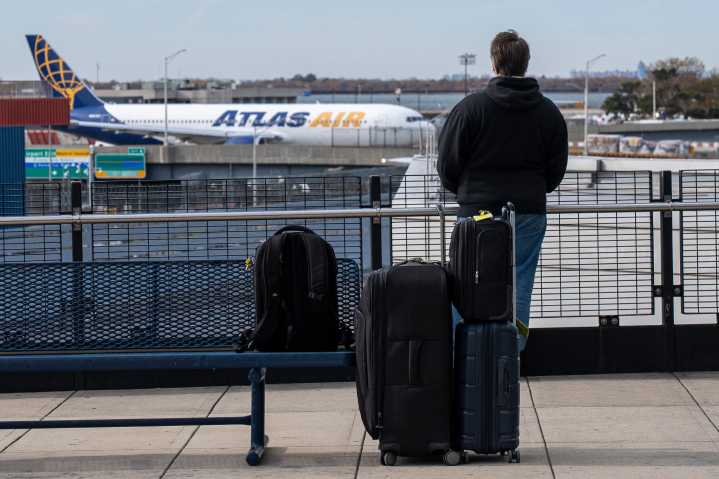 Más de dos mil vuelos cancelados en EEUU en un día por el cierre del Gobierno