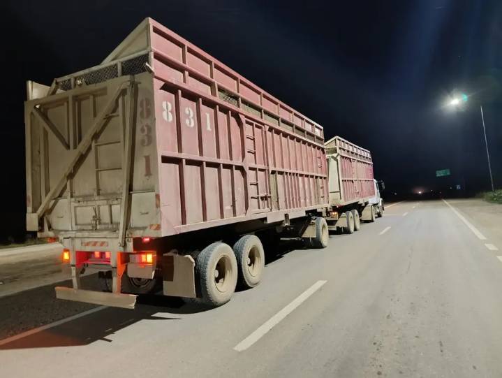 Infraccionaron a camiones cañeros por circular en malas condiciones en ruta 50