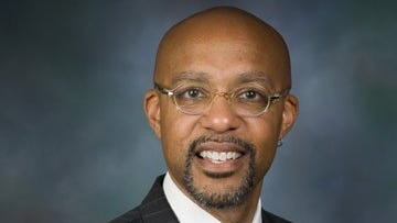 Mary Sheffield names Butch Hollowell to lead transition team