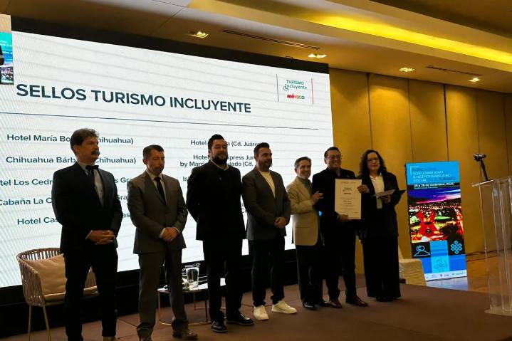 Reciben 10 empresas distintivo de Turismo Incluyente