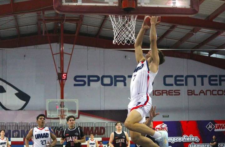 UMAD arrasa en casa y se mete al Top 8 de la Liga ABE