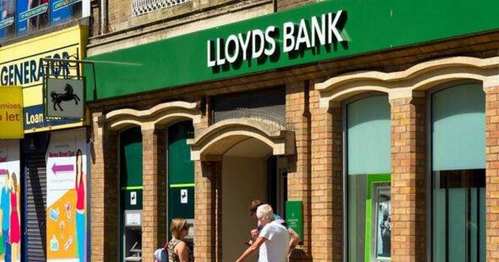 Lloyds Bank warning as people see money appear in accounts