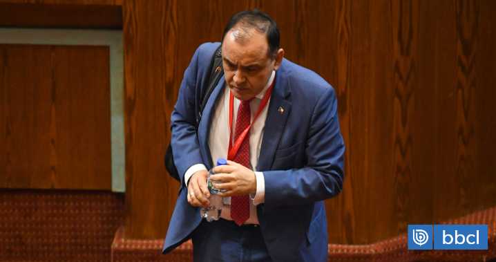 Emplazan a senadores para que asistan a votar AC contra Ulloa: acusan maniobras para "salvarlo"