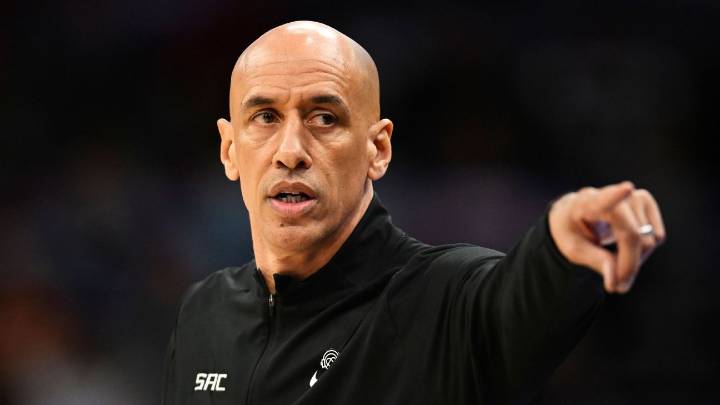 Doug Christie vows Kings will 'get it right' in fiery speech