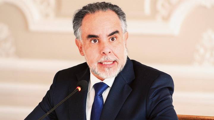 Armando Benedetti denuncia allanamiento de su vivienda y acusa a magistrada