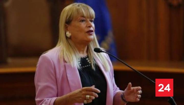 Corte acogió a trámite la querella de capítulos contra Ángela Vivanco