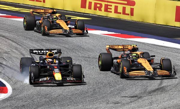 Exdirector de F1 se burla de McLaren: “A favor de Max”