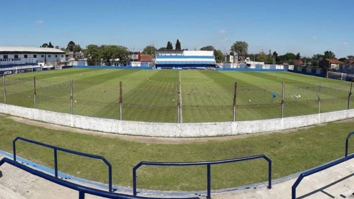 Inédito: club del Ascenso anunció que echa a todo el plantel por "notoria falta de actitud"